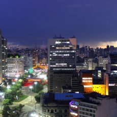 Reforma de Fachada Predial - Manutenção, limpeza e pintura